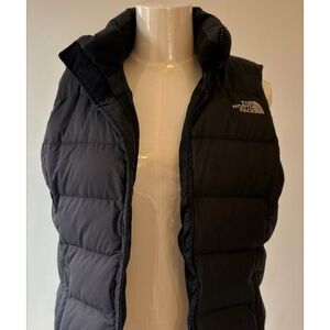 The North Face Black Puffer Vest Women’s Small Lightweight Zip